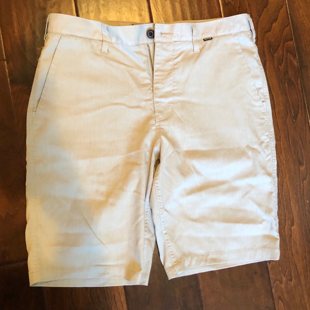 Hurley shorts size 32